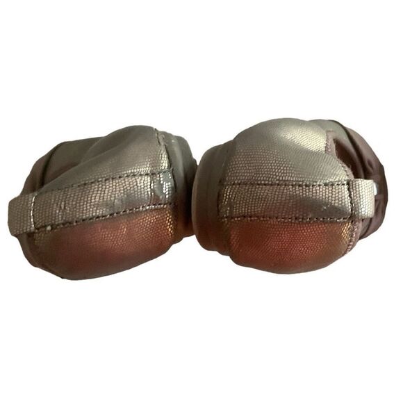 Easy Spirit Bronze Flats 9￼ - Picture 5 of 7